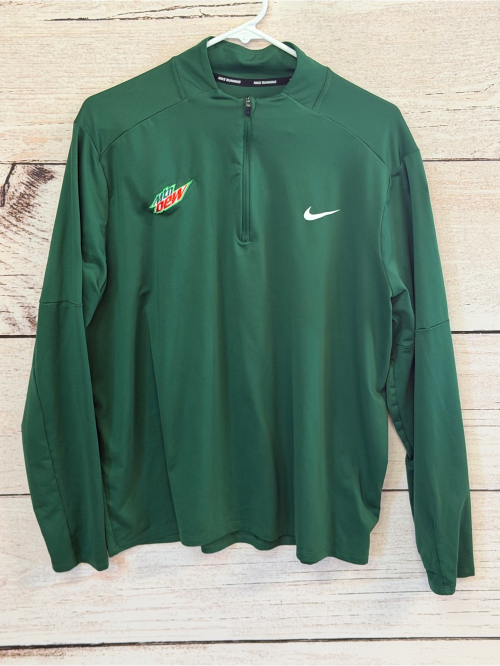 Nike Men’s Dark Green Quarter-Zip Performance Jacket
